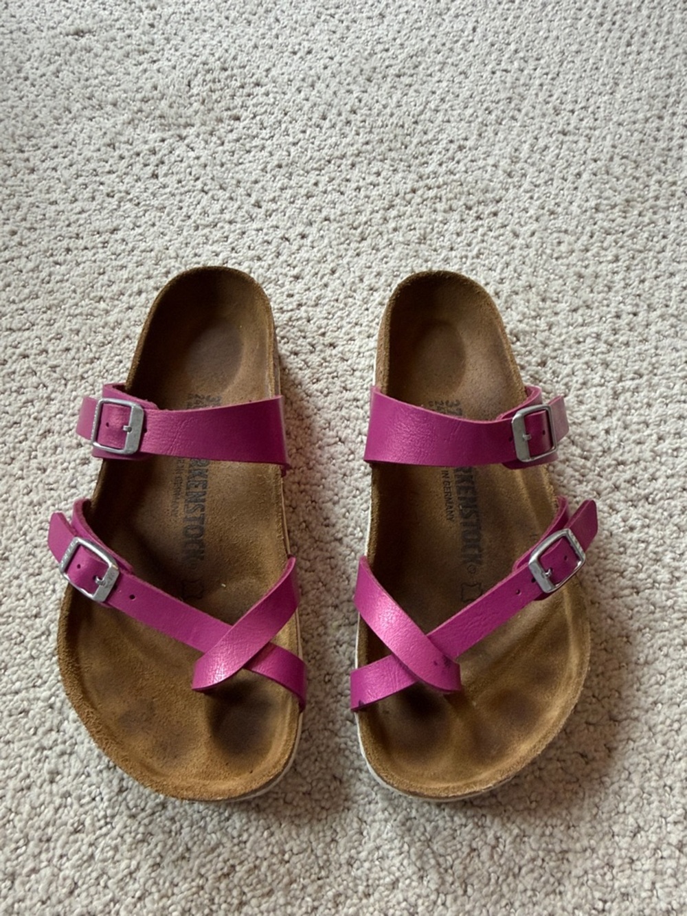 Birkenstock Mayari (metallic pink!)